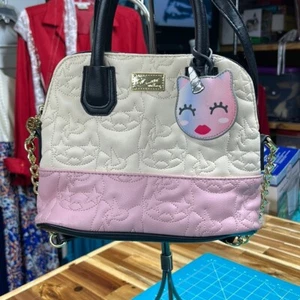 NWOT BETSEY JOHNSON LUV BETSEY crossbody pink and cream quilted kitchen pattern - Picture 1 of 13