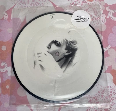 David Sylvian - Pulling Punches 7" Picture Disc - 1984 Virgin VSY 717 - EX - Image 1 of 2
