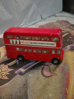 Autobús de dos pisos fundido a presión Corgi 4,5 pulgadas Hamleys Toyshop Foto 1 de 4
