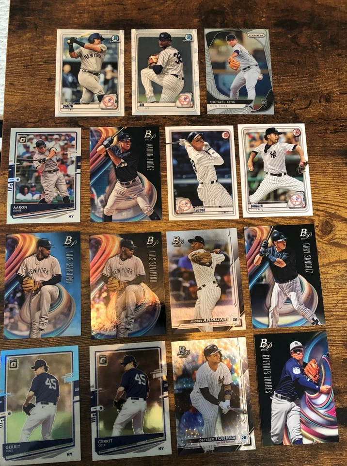 LOT OF 15 NY NEW YORK YANKEES CARDS  JUDGE COLE TORRES GARCIA  - Image 1 of 1