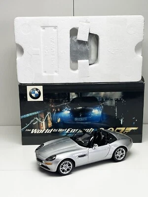KYOSHO - BMW Z8 1/18 JAMES BOND THE WORLD IS NOT ENOUGH 1 18 OVP BOX - Immagine 1 di 4