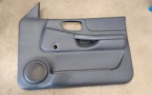 2001 GMC Sonoma Passenger Side Manual Door Trim Panel - Picture 1 of 3