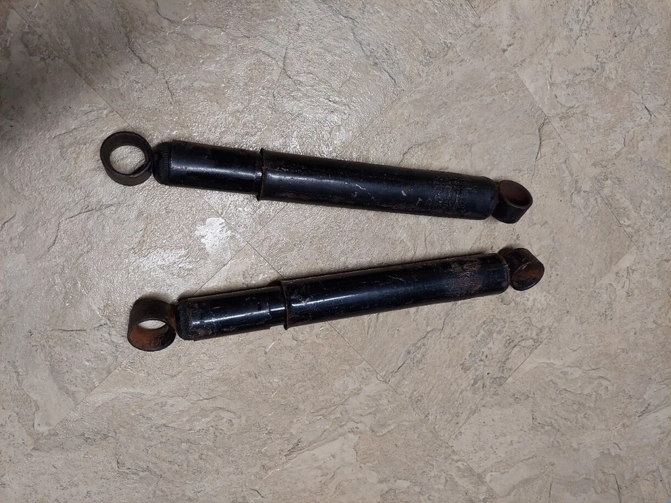 NOS Willys Aero Shock Absorbers 1952-1955 Front Shocks PN#803685 - Image 1 of 3
