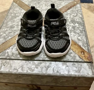 Fila Infant Boys Baby/Toddler Shoes Sneakers Size 5.5 Black & Gray - Picture 1 of 4