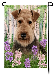 Bandera de jardín de flores de primavera - Airedale Terrier - Imagen 1 de 1