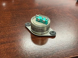 Eaton 214C40-3-288 Altitude Pressure Switch - Bild 1 von 4