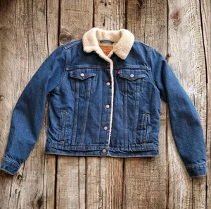 Levi's Womens Denim Jacket Blue Large Sherpa Lining Trucker Collared Snap Front - Picture 1 of 9