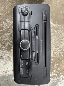 Genuine AUDI A1 8X MK2 (2010-2018) Radio / Head Unit - 8X0035193F - B18 - Picture 1 of 7
