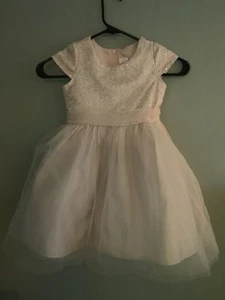 Girls Dress Size 5. In great condition  - Picture 1 of 4