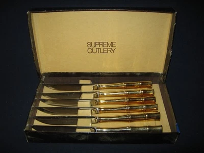 SEIS {6} TALHERES SUPREME 8 1/2" FACAS COM ALÇAS DE BAMBU DOURADO E CAIXA {BOM} - Imagem 1 de 2