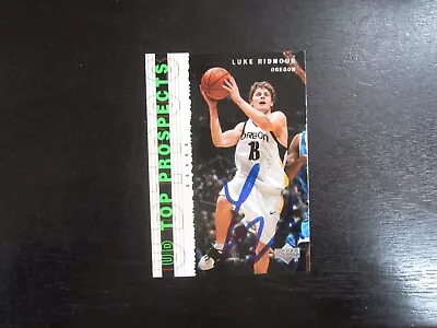 2003-04 UD Top Prospects # 14 Luke Ridnour Autograph Signed Auto Card (B) Oregon - Image 1 of 2