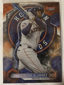 2023 Bowman's Best - Refractor #46 Yordan Alvarez (base0009) - Picture 1 of 2