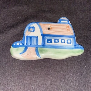 M Hadley Scheune Ornament Wandrelief Steinzeug 6" Kunstkeramik Top - Bild 1 von 3