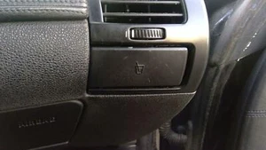 06 BMW Z4 Right RH Passenger Dash Cup Holder - Picture 1 of 2