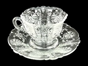 Juego de tazas y platillos de orquídeas grabados HEISEY GLASS - Imagen 1 de 15