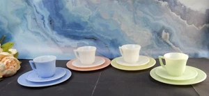 Vintage 1940's Little Hostess Child's Pastel Tea Set- Hazel Atlas 12 Pieces - Picture 1 of 10