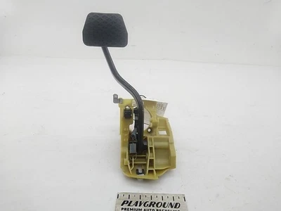 Pedal de freno BMW 650i E63 E64 con soporte de montaje compatible con 04 05 06 07 08 09 10 Foto 1 de 4