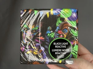 New Freak Show Killer Clowns Halloween Party Blacklight Paper Napkins 40 pack - Picture 1 of 8