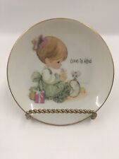 Precious Moments Plate Girl Giving Mouse Gift Of Cheese Love Is Kind 1978 B31
