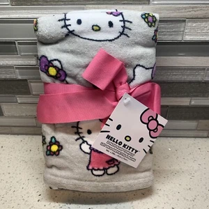 New Hello Kitty Spring Butterfly Gray Set Of 2 Hand Towels Towel With Tag & Bow - Picture 1 of 10