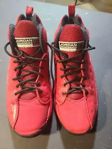 Size 10 - Jordan Jumpman Team 2 Gym Red - Picture 1 of 7