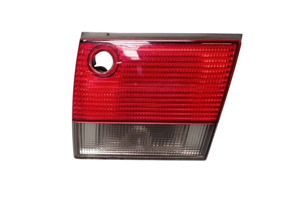 Luce Posteriore Fanale Interno Destro per Saab 9-3 Cabriolet YS3D 2.0 Turbo - Immagine 1 di 4