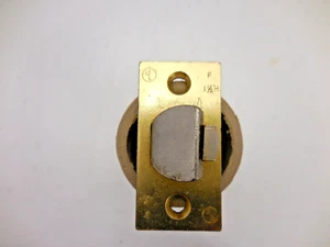Kwikset Square Corner Deadlatch 2-3/8" Backset Polished Brass #88s - Picture 1 of 3