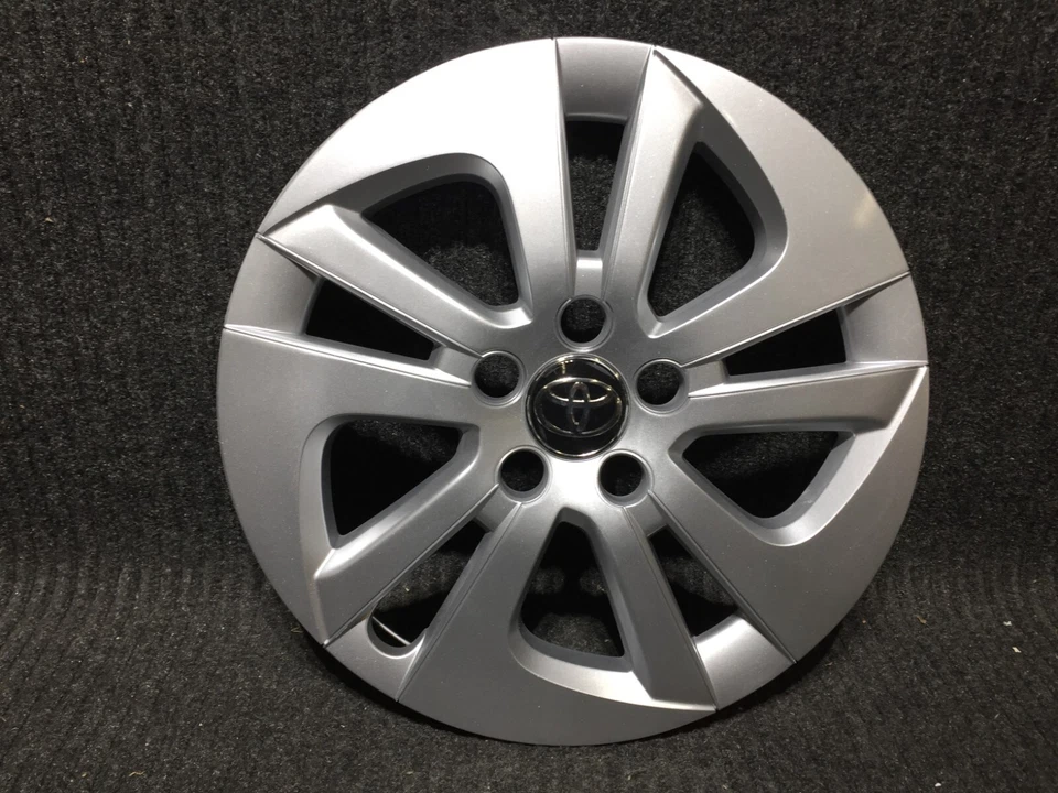 Toyota Prius Hubcap Wheel Cover 2016 2017 2018 15" Factory Silver #61180 A - Image 1 of 1