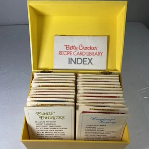 Vintage 1971 Betty Crocker Recipe Card Library Yellow Box Complete with Index - Picture 1 of 20