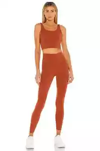 Neu mit Etikett Nike Yoga Luxe kurz geschnittenes Damen-Tanktop Activewear orange Größe XS $ 50 L238 - Bild 1 von 4