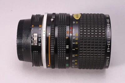 LENTE ZOOM NIKON NIKKOR 28-85MM F/3.5-4.5 AI CON TAPAS Foto 1 de 4