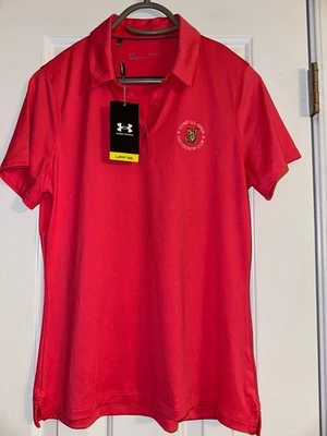 全新带标签 Under Armour+122ND 美国开放国家俱乐部 UPF 50+ 高尔夫粉色 Polo 衫 M — 第 1/4 张图片