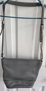 Bolso Bandolera COACH F76668 Cuero Gris Cubo Guijarro Plata Cadena Usado - Imagen 1 de 15