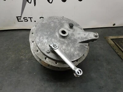 Yamaha R3 350 Grand Prix 1969 buje de rueda trasera y placas de respaldo 2014    Foto 1 de 4