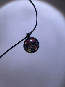 AC DC Rock and Roll 🎸 Album Anhänger Halskette NEU - Bild 1 von 2