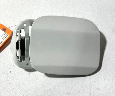 Fuel Tank Filler Pocket Door Lid Cover White ACURA TLX 2015-2020 OEM — 第 1/4 张图片