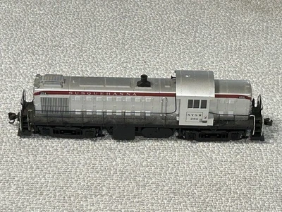 HO Atlas Silver Series Susquehanna RS-1 Diesel Locomotive #254 NYSE - Image 1 of 4