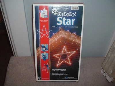 32” Lighted Folding Star Christmas Decoration Cool White EZ LUMINATIONS WORKS - Image 1 of 3