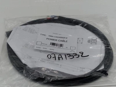 Cable de alimentación servo Omron R88A-CAKA005SR-E, 5M  Foto 1 de 4
