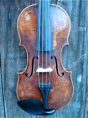 Very old violin MITTENWALD - very old violin - Image 1 of 4
