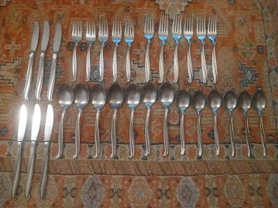30 PCs Hull Stainless Steel Dorzel Cafe Society Flatware Set - Image 1 of 4