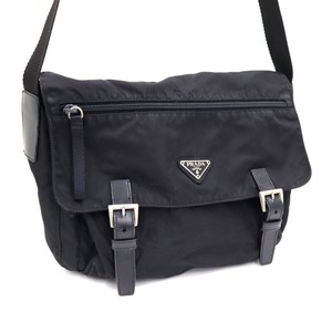 prada shoulder bolsa men