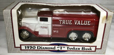 ERTL 1930 Diamond T Tanker Ban True Value - Image 1 of 4