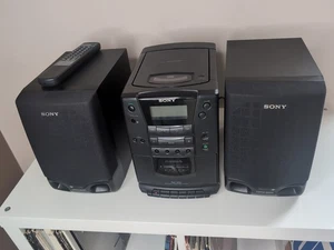 Sony PMC-202 Black CD Radio Hi-Fi System – Mega Bass Remote tape Fault - Picture 1 of 17