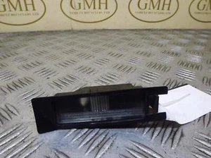 Lámpara/luz matrícula Fiat Punto MK3 2012-2016H - Imagen 1 de 4