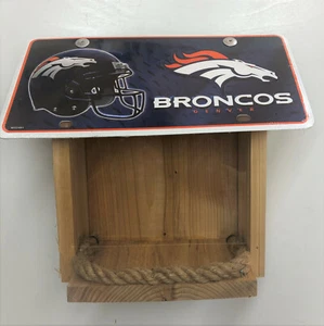DENVER BRONCOS NUMMERNSCHILD VOGELFUTTERHAUS - Bild 1 von 4