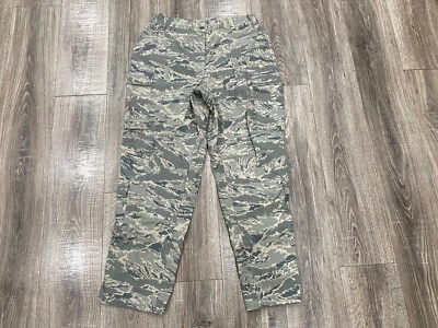US Air Force Military Women Size 18 ShortBDU  Camo Cargo Pants 33-35x 31” Inseam - Image 1 of 4