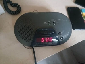RADIOSVEGLIA SONY MOD ICF-C720 funzionante - Imagen 1 de 3