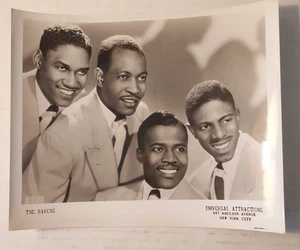 Universal Attractions "The Ravens" 8 x 10 (landscape) Glossy - Picture 1 of 2