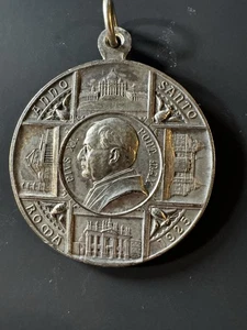 Antigua medalla religiosa santa de 1925 PIVS XI PONT firmada besos rara - Imagen 1 de 4